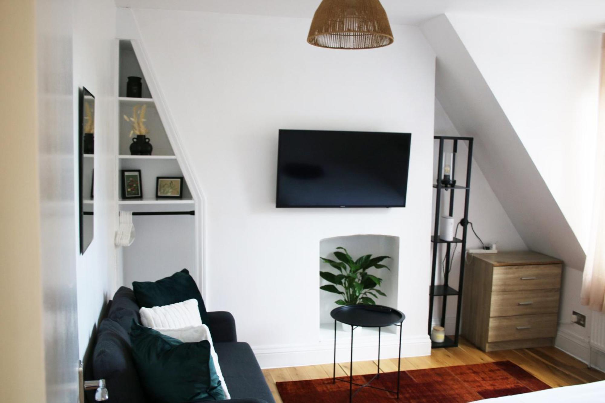 Cosy 3 Bedroom Flat, Hackney Londra